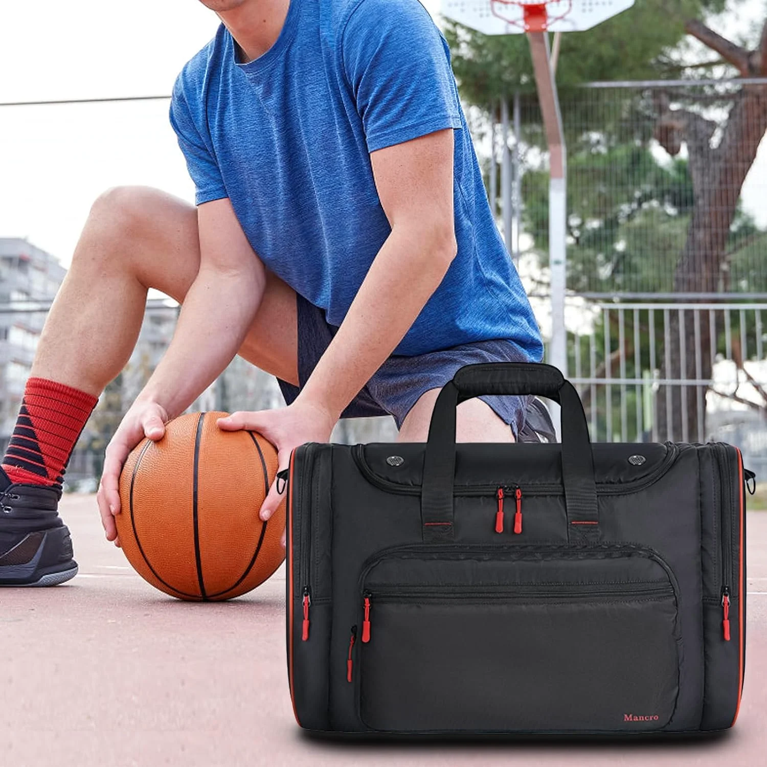 A sneaker bag that keeps the court shoes out of the clean clothes.